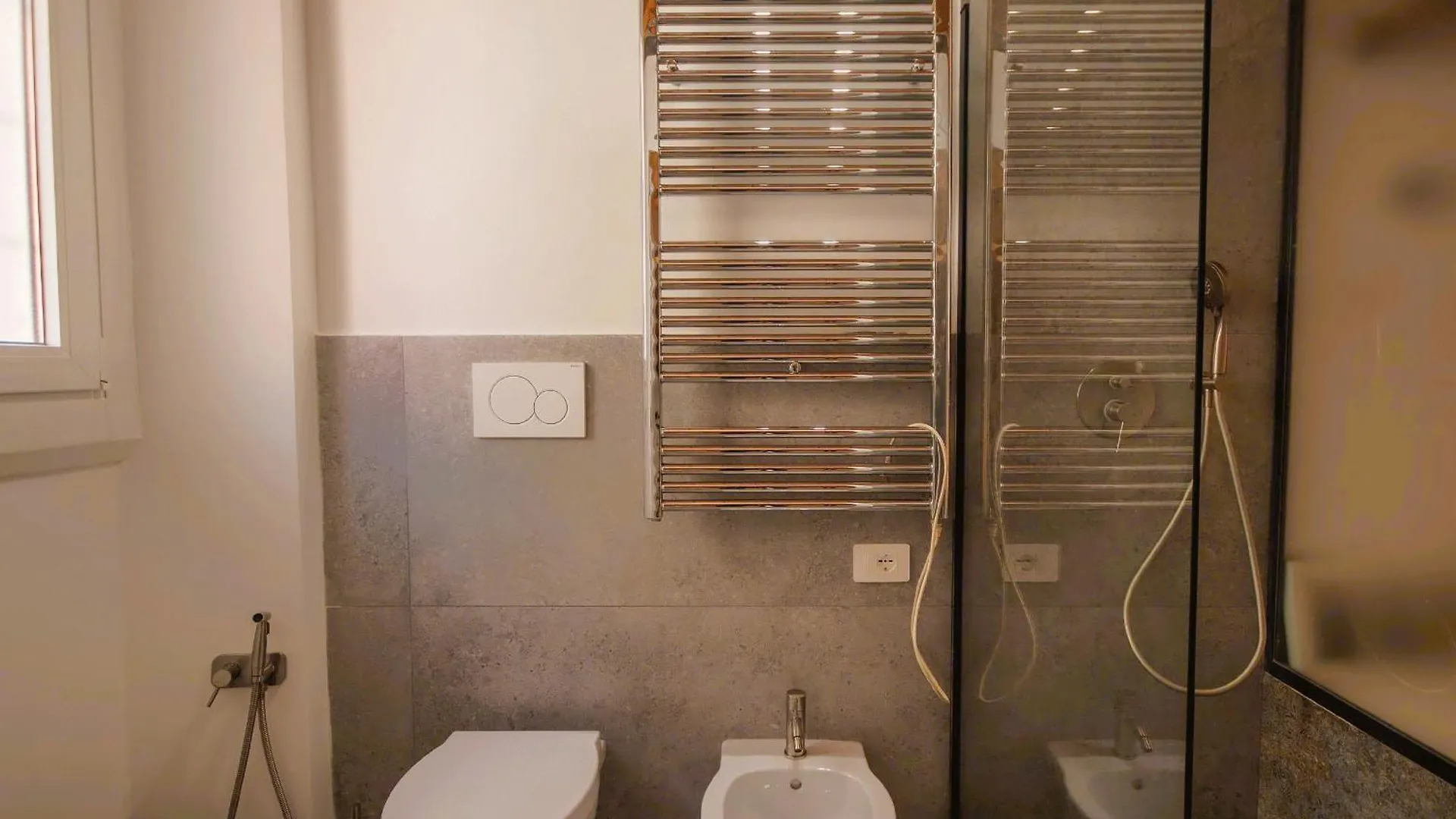 Colosseo Apartment Eleganza E Comfort Řím