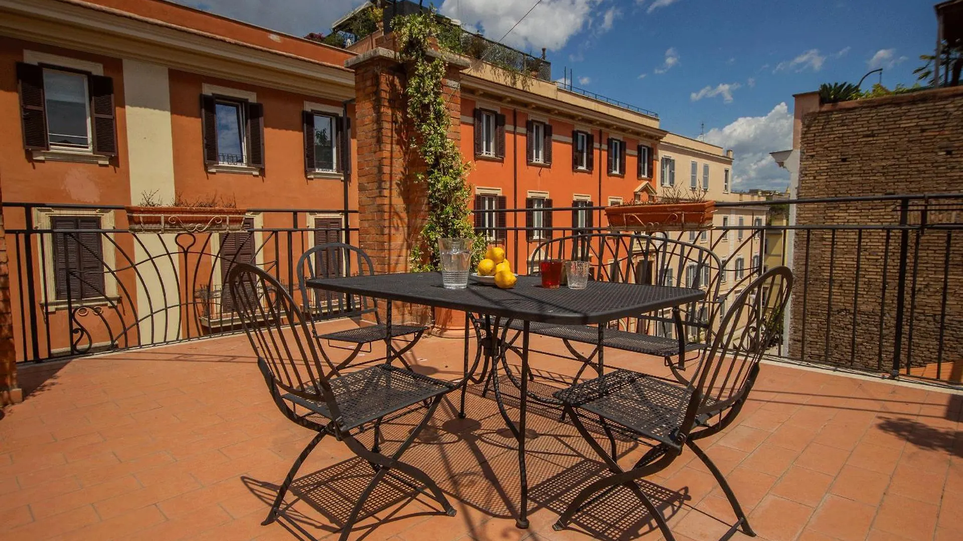 Colosseo Apartment Eleganza E Comfort Řím