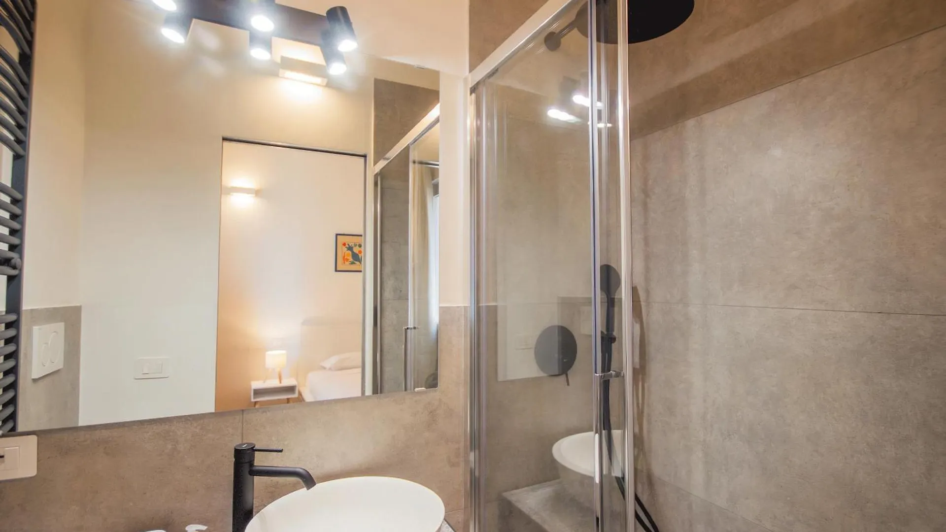Colosseo Apartment Eleganza E Comfort روما